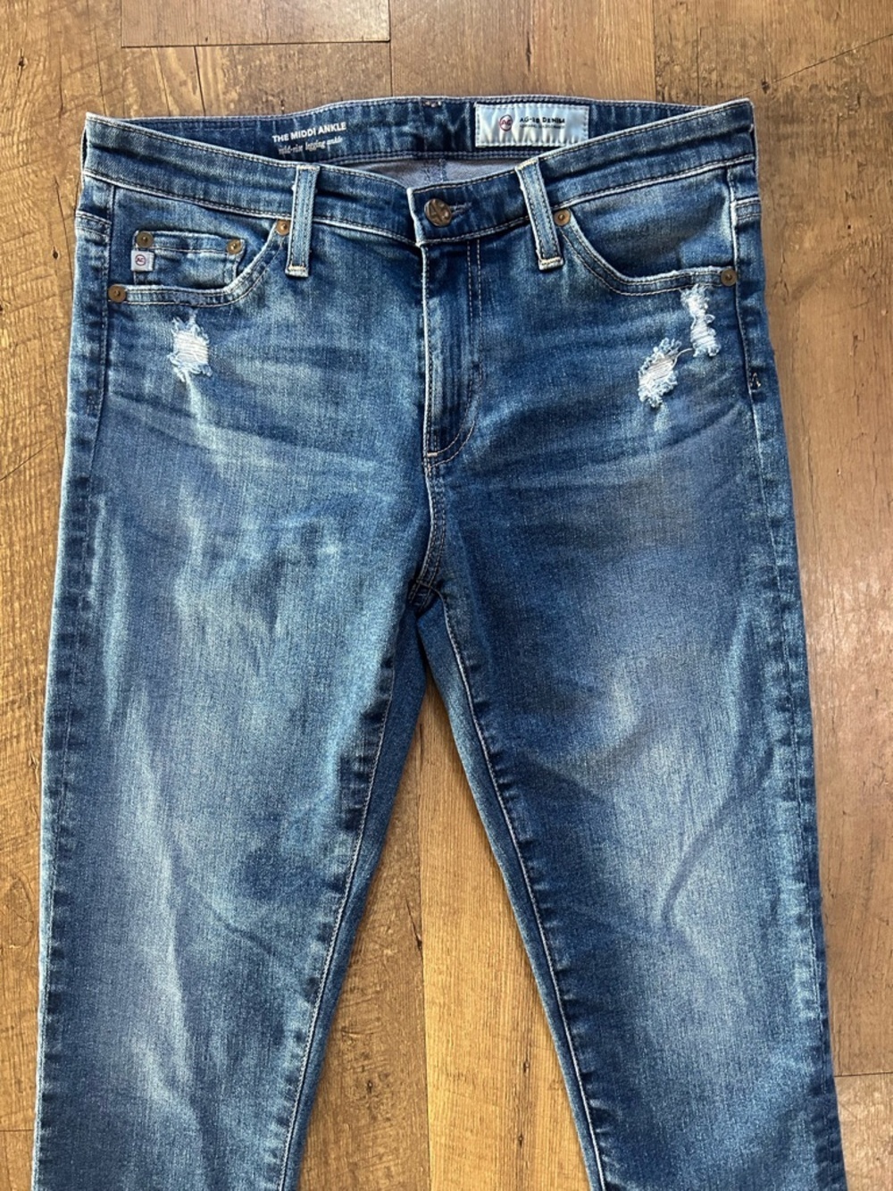 AG Adriano Goldschmied Mid Rise Skinny Jeans Size 28R Medium Wash Distressed - Picture 6 of 16